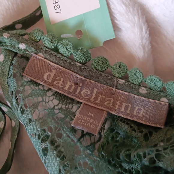 Daniel Rainn Green Floral Blouse - Picture 4 of 4